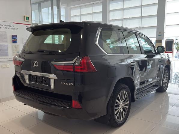 Lexus LX III Рестайлинг 2 с пробегом 2016 года, цена 7 100 000 рублей, 96423 км, внедорожник, Автокод Объявления