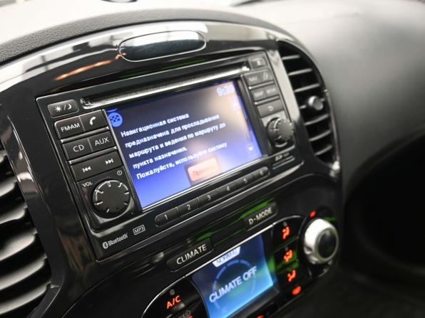 Nissan Juke I с пробегом 2012 года, цена 1 019 000 рублей, 194549 км, внедорожник, Автокод Объявления