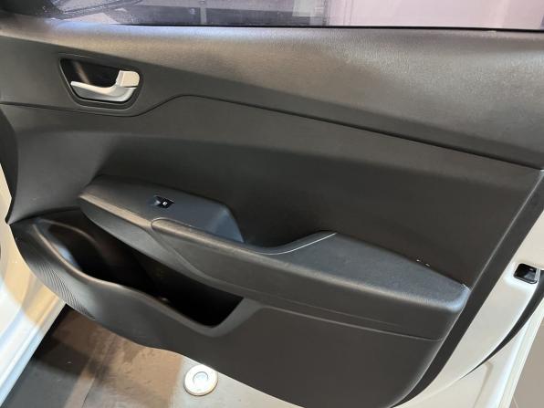 Hyundai Solaris II Рестайлинг с пробегом 2020 года, цена 1 250 000 рублей, 58012 км, седан, Автокод Объявления