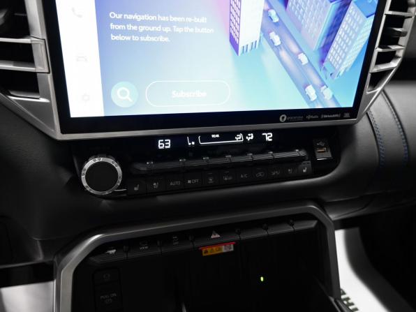 Toyota Sequoia III с пробегом 2023 года, цена 10 250 000 рублей, 53906 км, внедорожник, Автокод Объявления