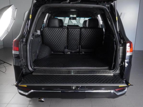 Toyota Land Cruiser 200 Series Рестайлинг 1 с пробегом 2013 года, цена 5 649 000 рублей, 127663 км, внедорожник, Автокод Объявления