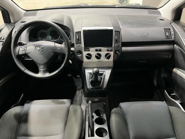 Toyota Corolla Verso I Рестайлинг с пробегом 2005 года, цена 650 000 рублей, 125500 км, компактвэн, Автокод Объявления