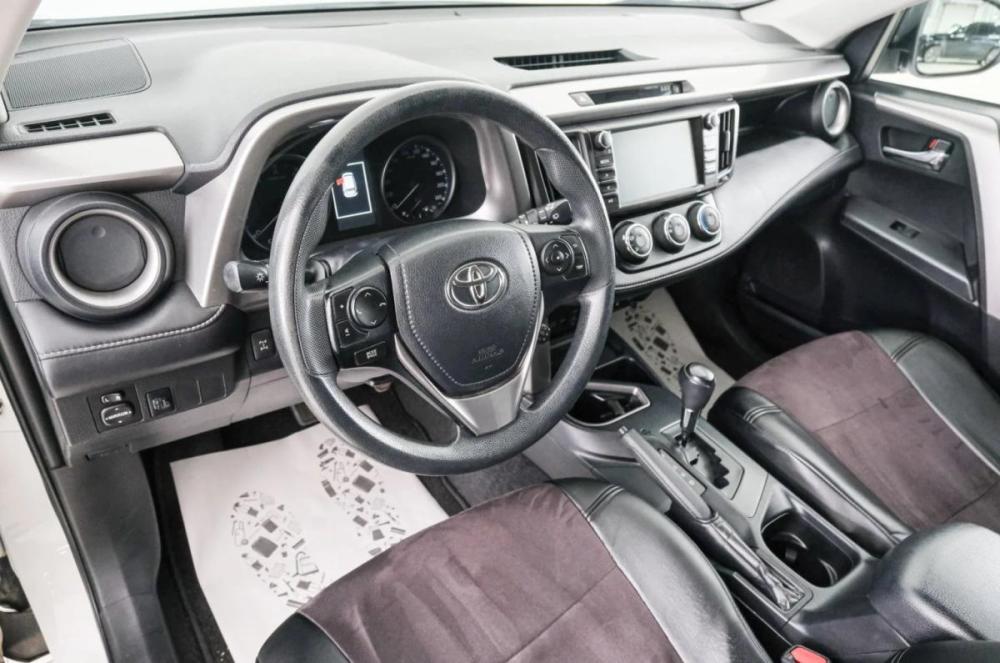 Toyota RAV4 IV (XA40) Рестайлинг Красноярск  - изображение 9