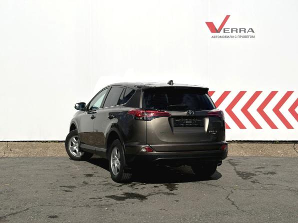 Toyota RAV4 IV (XA40) Рестайлинг с пробегом 2018 года, цена 2 660 000 рублей, 112588 км, внедорожник, Автокод Объявления