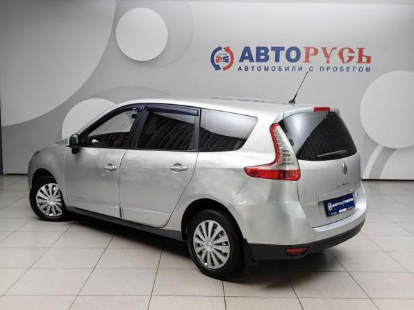 Renault Scenic III с пробегом 2009 года, цена 565 000 рублей, 175691 км, минивэн, Автокод Объявления