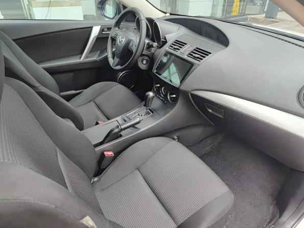 Mazda 3 II (BL) Рестайлинг с пробегом 2012 года, цена 1 030 000 рублей, 157250 км, седан, Автокод Объявления