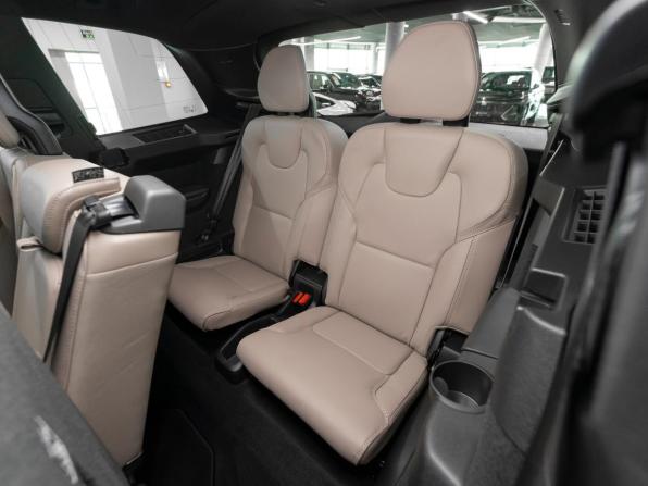 Volvo XC90 II Рестайлинг 2 с пробегом 2025 года, цена 9 950 000 рублей, 30 км, внедорожник, Автокод Объявления