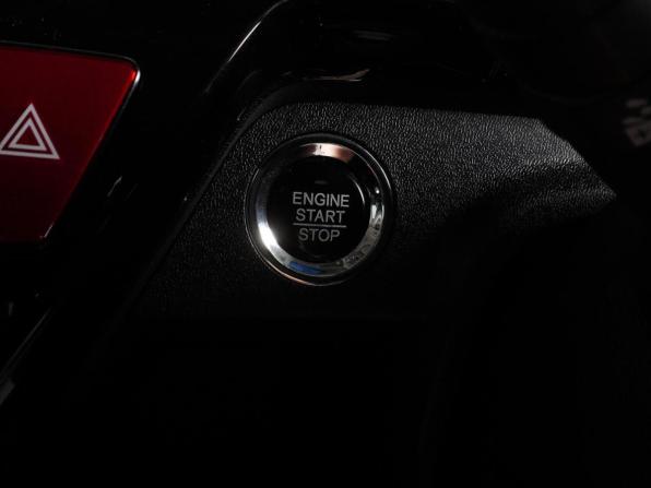 Honda Stepwgn V Рестайлинг с пробегом 2017 года, цена 2 515 000 рублей, 90407 км, минивэн, Автокод Объявления