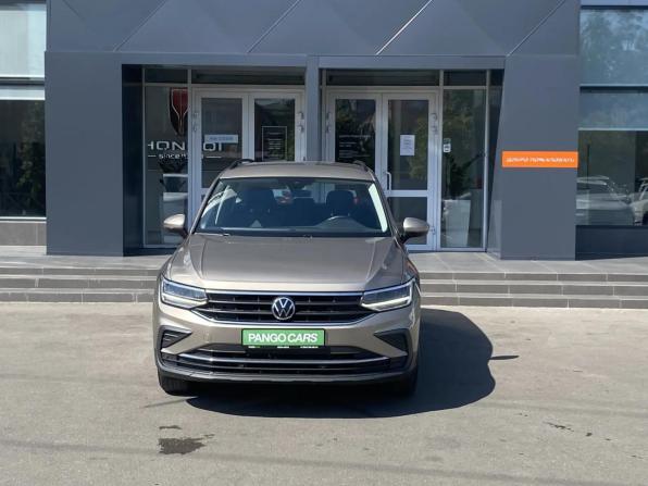Volkswagen Tiguan II Рестайлинг с пробегом 2021 года, цена 2 785 000 рублей, 120187 км, внедорожник, Автокод Объявления