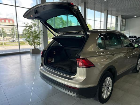 Volkswagen Tiguan II с пробегом 2017 года, цена 2 595 000 рублей, 99000 км, внедорожник, Автокод Объявления