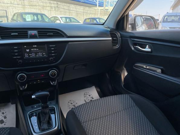 Kia Rio IV Рестайлинг с пробегом 2020 года, цена 1 250 000 рублей, 98300 км, седан, Автокод Объявления