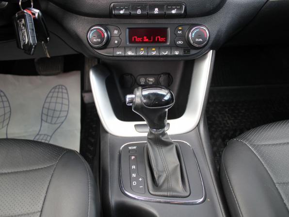 Kia Ceed II Рестайлинг с пробегом 2018 года, цена 1 449 000 рублей, 75067 км, универсал, Автокод Объявления