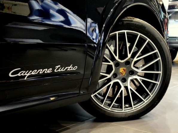 Porsche Cayenne III с пробегом 2021 года, цена 14 899 000 рублей, 56000 км, offers.body_type.unknown, Автокод Объявления