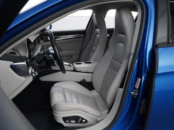 Porsche Panamera II с пробегом 2017 года, цена 7 699 977 рублей, 63002 км, лифтбек, Автокод Объявления