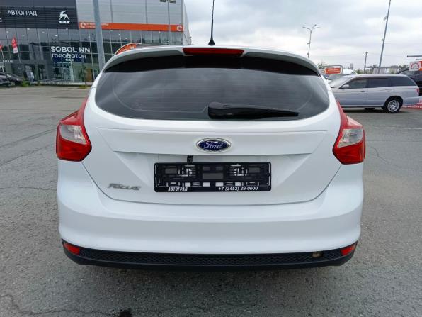 Ford Focus III Рестайлинг с пробегом 2015 года, цена 946 995 рублей, 145048 км, седан, Автокод Объявления
