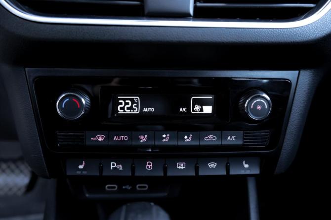 Volkswagen Polo VI с пробегом 2022 года, цена 1 599 000 рублей, 155344 км, лифтбек, Автокод Объявления