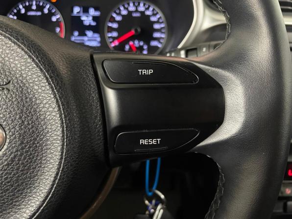 Kia Rio IV Рестайлинг с пробегом 2021 года, цена 1 522 000 рублей, 125202 км, хэтчбек, Автокод Объявления