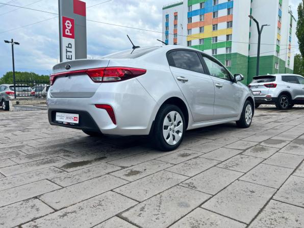 Kia Rio IV с пробегом 2017 года, цена 1 391 000 рублей, 78770 км, седан, Автокод Объявления