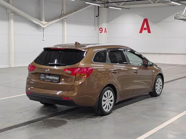 Kia Ceed II Рестайлинг с пробегом 2017 года, цена 1 380 000 рублей, 107205 км, универсал, Автокод Объявления