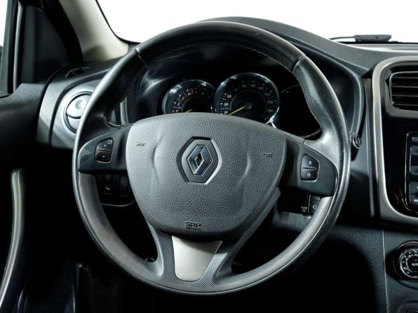 Renault Sandero II с пробегом 2018 года, цена 898 000 рублей, 170204 км, хэтчбек, Автокод Объявления