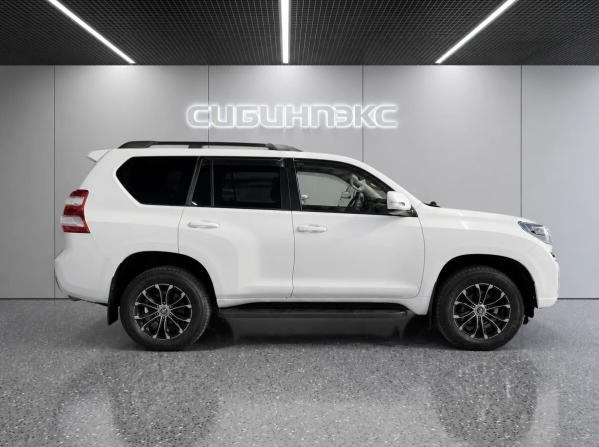 Toyota Land Cruiser Prado 150 Series Рестайлинг 1 с пробегом 2015 года, цена 3 349 000 рублей, 157466 км, внедорожник, Автокод Объявления