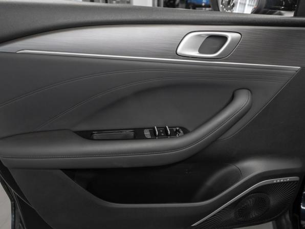 Geely Galaxy Starshine 6 с пробегом 2025 года, цена 2 700 000 рублей, 25 км, седан, Автокод Объявления