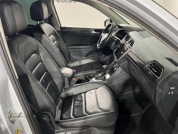 Volkswagen Tiguan II с пробегом 2019 года, цена 2 450 000 рублей, 132414 км, внедорожник, Автокод Объявления