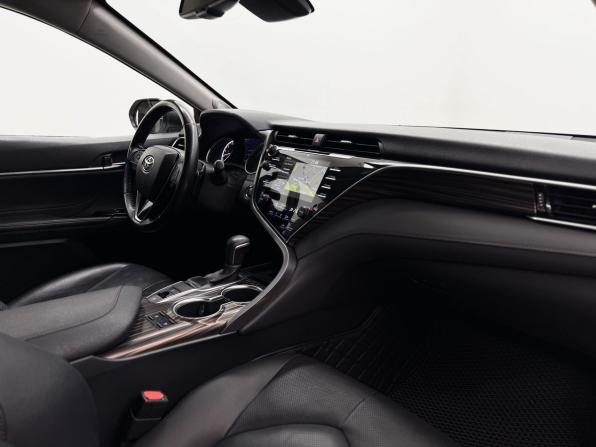 Toyota Camry VIII (XV70) с пробегом 2021 года, цена 3 489 000 рублей, 121479 км, седан, Автокод Объявления