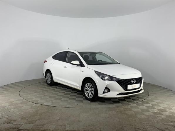 Hyundai Solaris II Рестайлинг с пробегом 2021 года, цена 1 453 600 рублей, 112462 км, седан, Автокод Объявления