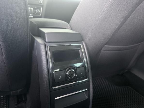 Skoda Superb II с пробегом 2013 года, цена 1 419 000 рублей, 129000 км, лифтбек, Автокод Объявления