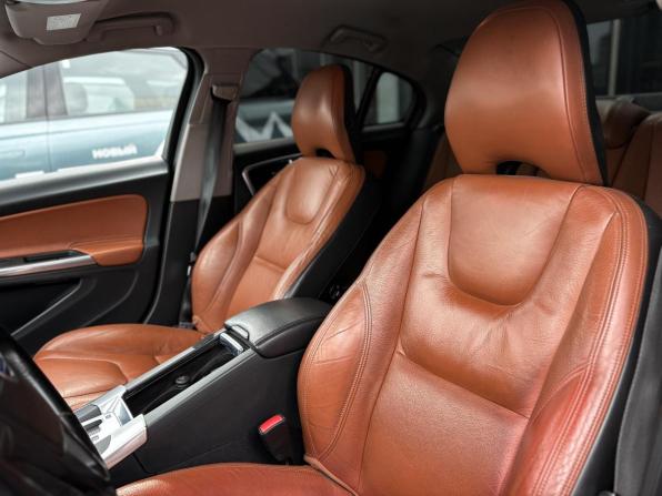 Volvo S60 II с пробегом 2012 года, цена 822 000 рублей, 208071 км, седан, Автокод Объявления
