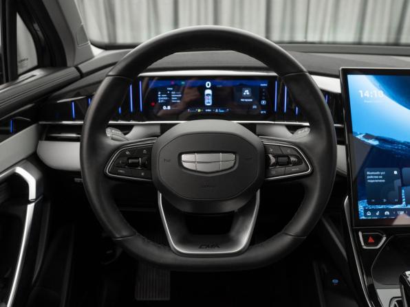 Geely Atlas II с пробегом 2024 года, цена 3 050 000 рублей, 40832 км, внедорожник, Автокод Объявления