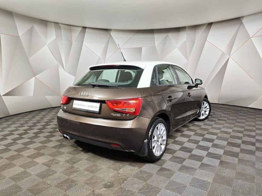 Audi A1 I (8X) Москва  - изображение 2