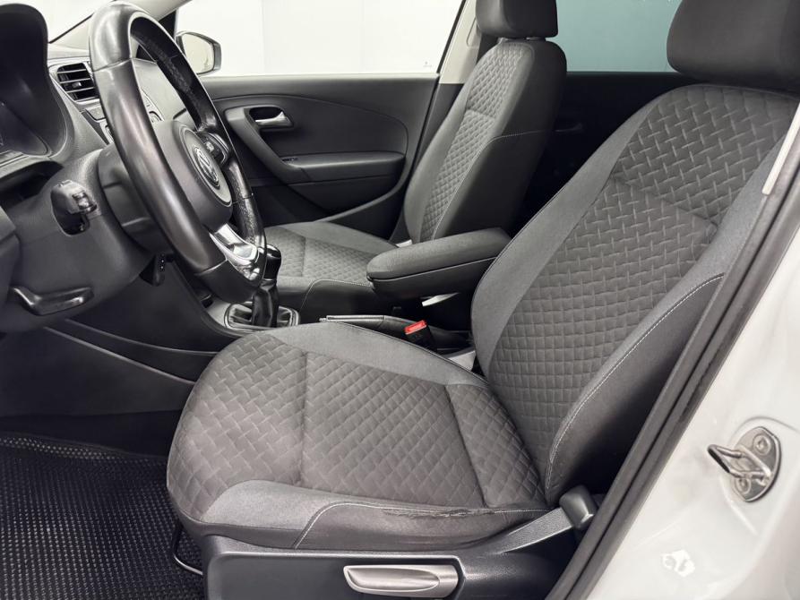 Volkswagen Polo V Рестайлинг Воронеж  - изображение 18