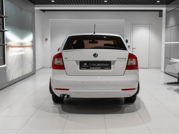 Skoda Octavia II (A5) Рестайлинг с пробегом 2012 года, цена 870 000 рублей, 258034 км, лифтбек, Автокод Объявления