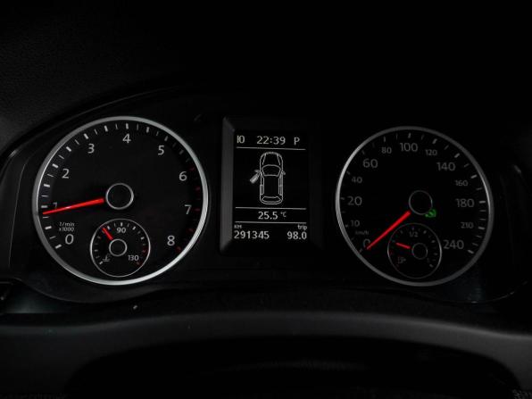 Volkswagen Tiguan I с пробегом 2010 года, цена 844 000 рублей, 291345 км, внедорожник, Автокод Объявления
