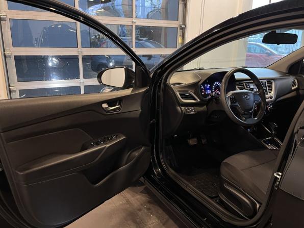Hyundai Solaris II с пробегом 2019 года, цена 1 550 000 рублей, 95440 км, седан, Автокод Объявления