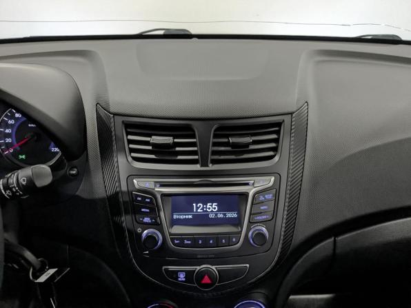 Hyundai Solaris I Рестайлинг с пробегом 2016 года, цена 965 000 рублей, 198060 км, седан, Автокод Объявления