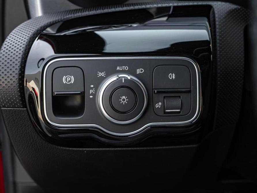 Mercedes-Benz A-Класс IV (W177) Краснодар  - изображение 21