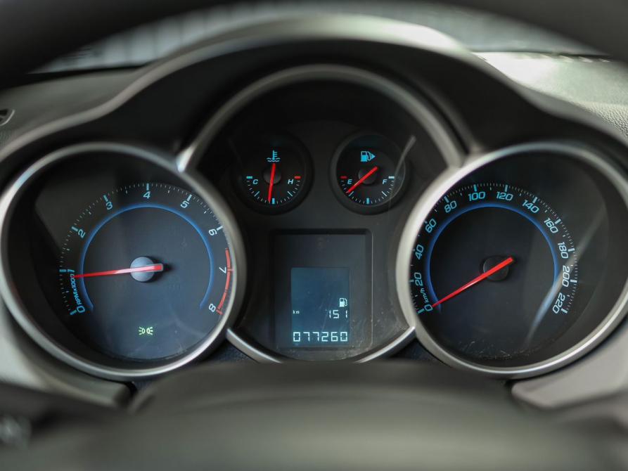 Chevrolet Cruze I Рестайлинг Ижевск  - изображение 13