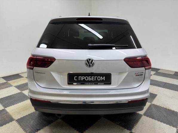 Volkswagen Tiguan II с пробегом 2017 года, цена 2 690 000 рублей, 127633 км, внедорожник, Автокод Объявления