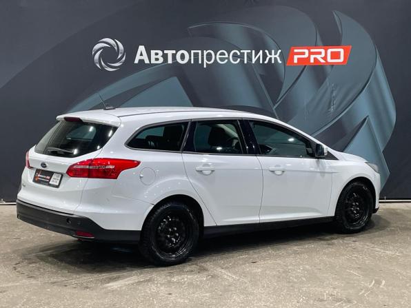 Ford Focus III Рестайлинг с пробегом 2017 года, цена 940 000 рублей, 120000 км, универсал, Автокод Объявления