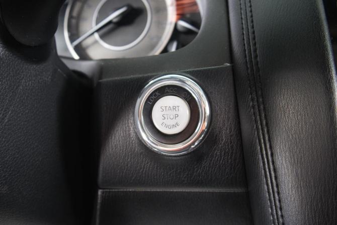Infiniti QX80 I с пробегом 2014 года, цена 2 449 000 рублей, 275000 км, внедорожник, Автокод Объявления
