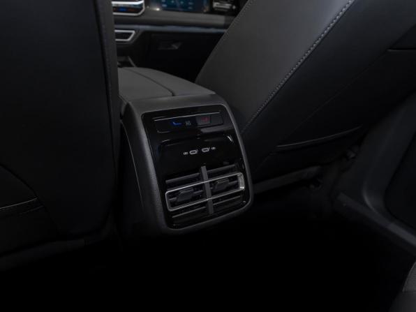 Volkswagen Tiguan III (China Market) с пробегом 2026 года, цена 4 940 000 рублей, 50 км, внедорожник, Автокод Объявления