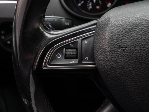 Skoda Octavia III (A7) с пробегом 2015 года, цена 1 598 000 рублей, 77470 км, лифтбек, Автокод Объявления