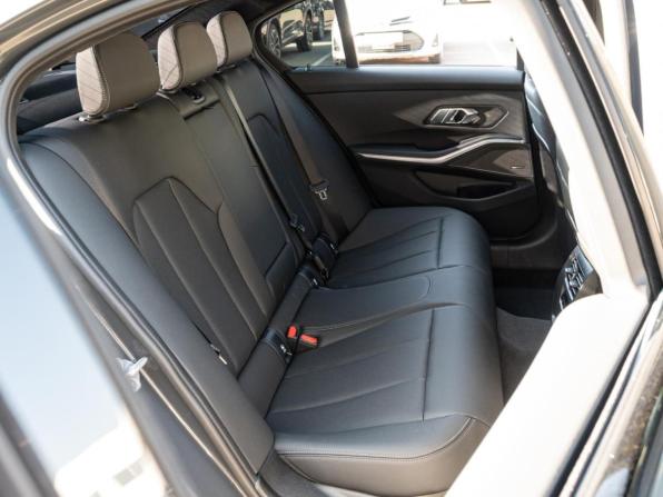 BMW 3 серии VII (G2x) Рестайлинг 2 с пробегом 2025 года, цена 6 200 000 рублей, 3128 км, седан, Автокод Объявления