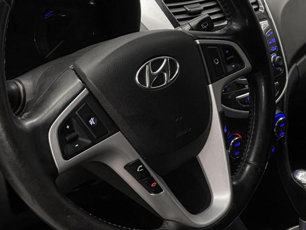 Hyundai Solaris I с пробегом 2012 года, цена 815 000 рублей, 155000 км, хэтчбек, Автокод Объявления