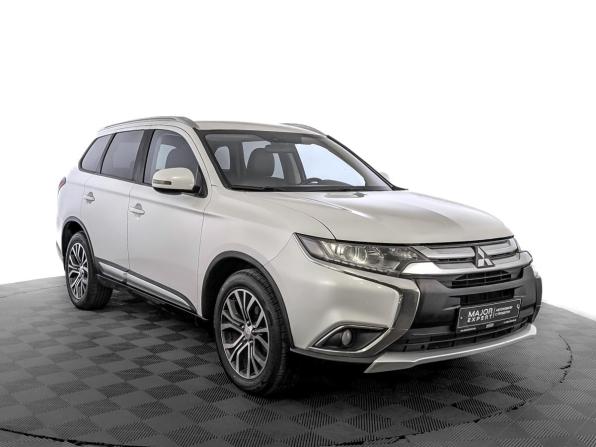Mitsubishi Outlander III Рестайлинг 2 с пробегом 2018 года, цена 1 875 000 рублей, 213152 км, внедорожник, Автокод Объявления