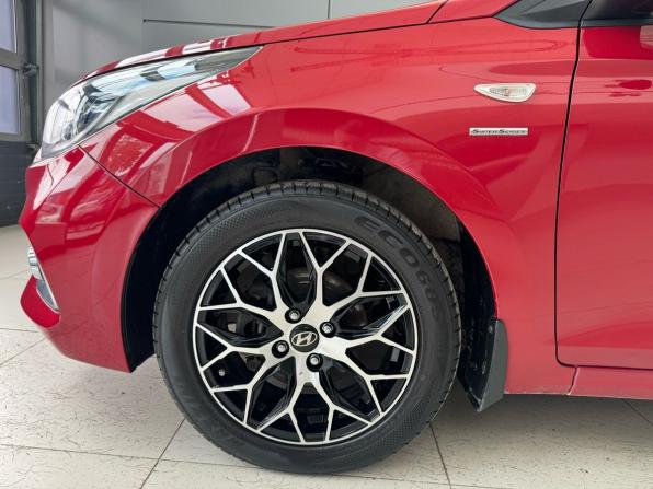 Hyundai Solaris II с пробегом 2019 года, цена 1 249 000 рублей, 101233 км, седан, Автокод Объявления