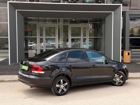 Volkswagen Polo V Рестайлинг с пробегом 2017 года, цена 899 000 рублей, 194792 км, седан, Автокод Объявления